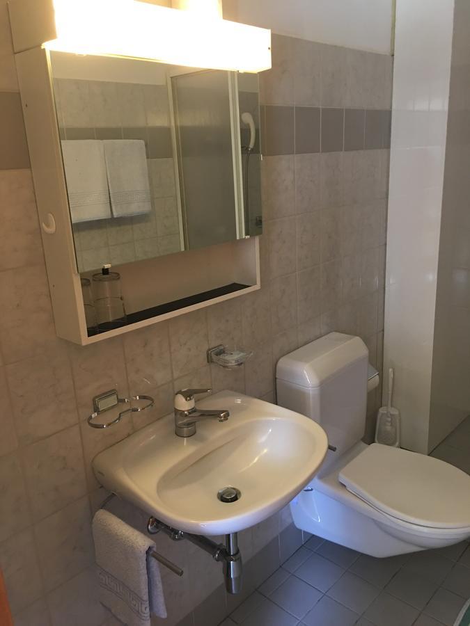 Ristorante Campagna Hotell Cugnasco Exteriör bild